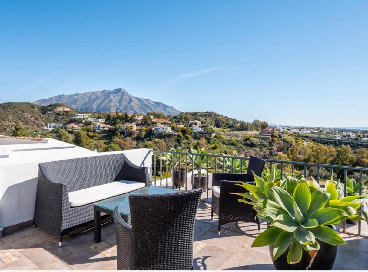 Luxury 3 Bedroom House At La Quinta Golf Course Ocean And Mountain View Benahavís Exteriér fotografie